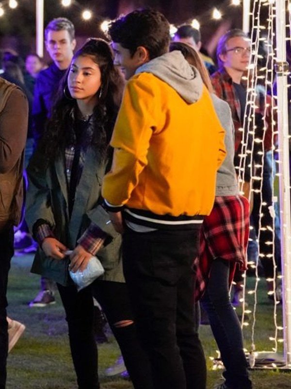 Victor-Salazar-Love-VictormYellow-Jacket