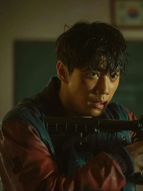 Lee Jun-young Badland Hunters 2024 Jacket