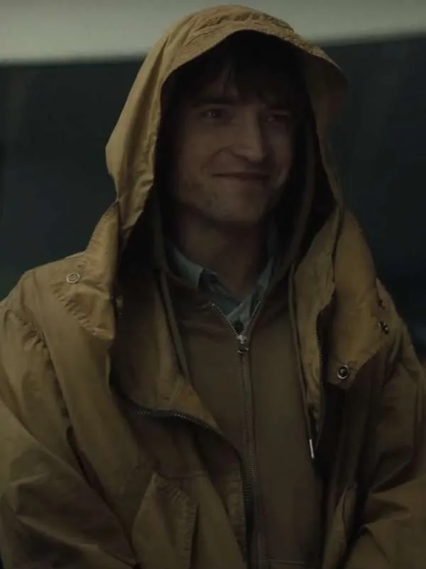 Mickey-17-Movie-Robert-Pattinson-Brown-Jacket