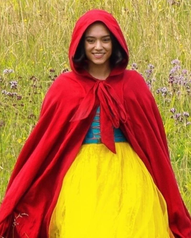 Snow White Rachel Zegler Red Coat